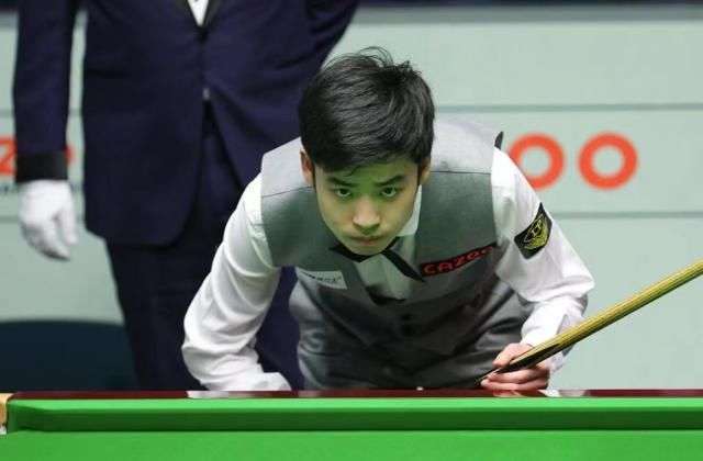 此殊荣呢 此殊荣呢