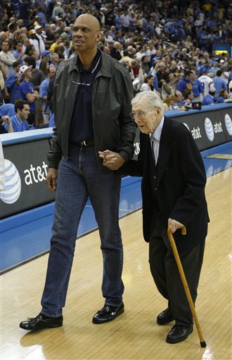 抢到球后直 抢到球后直